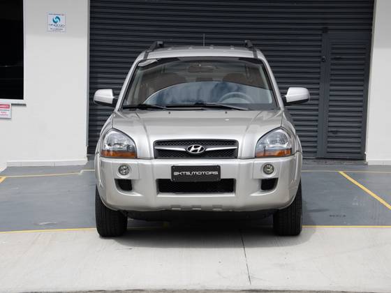 HYUNDAI TUCSON 2.0 MPFI GLS 16V 143CV 2WD GASOLINA 4P AUTOMÁTICO